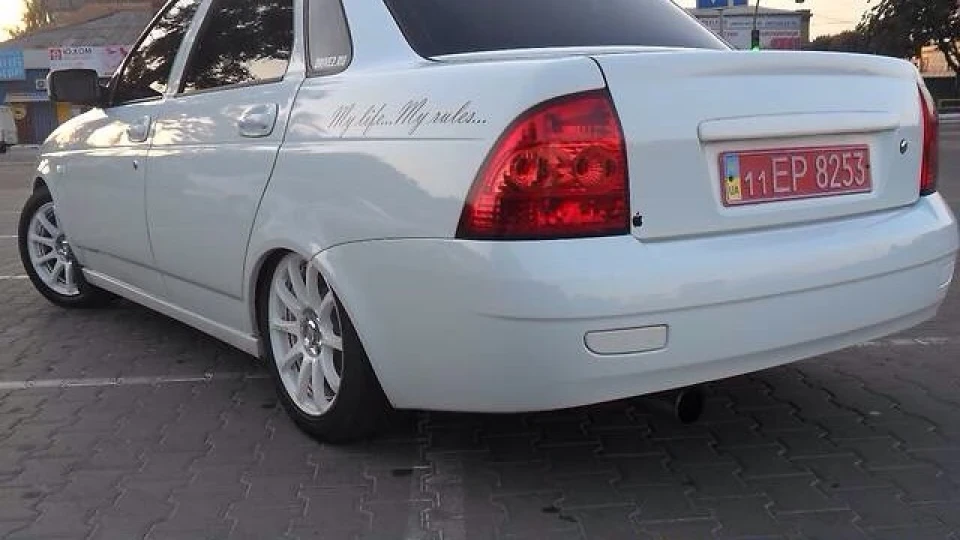 Lada Пріора Седан 5