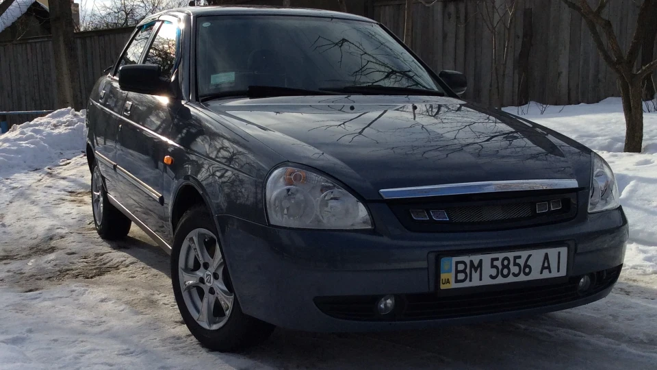 Lada Пріора Седан 2