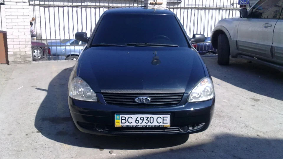 Lada Пріора Седан