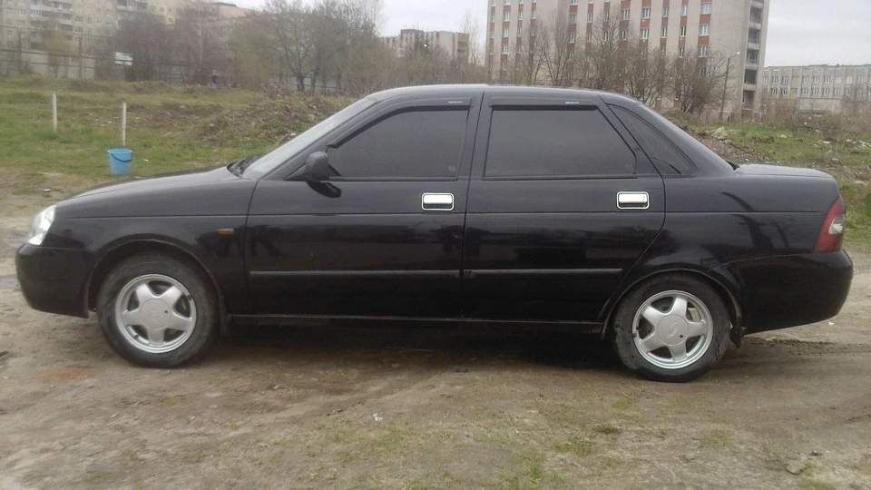 Lada Пріора Седан