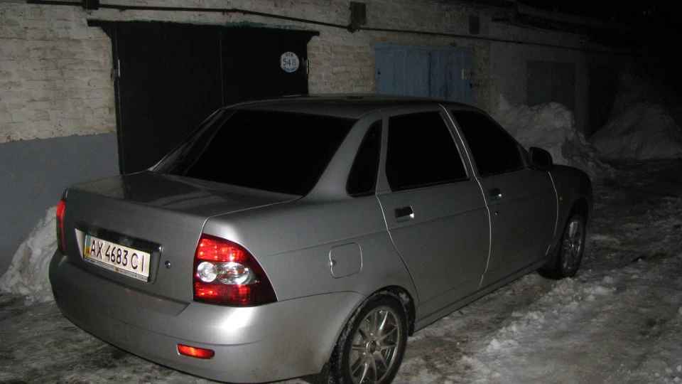 Lada Пріора Седан 2
