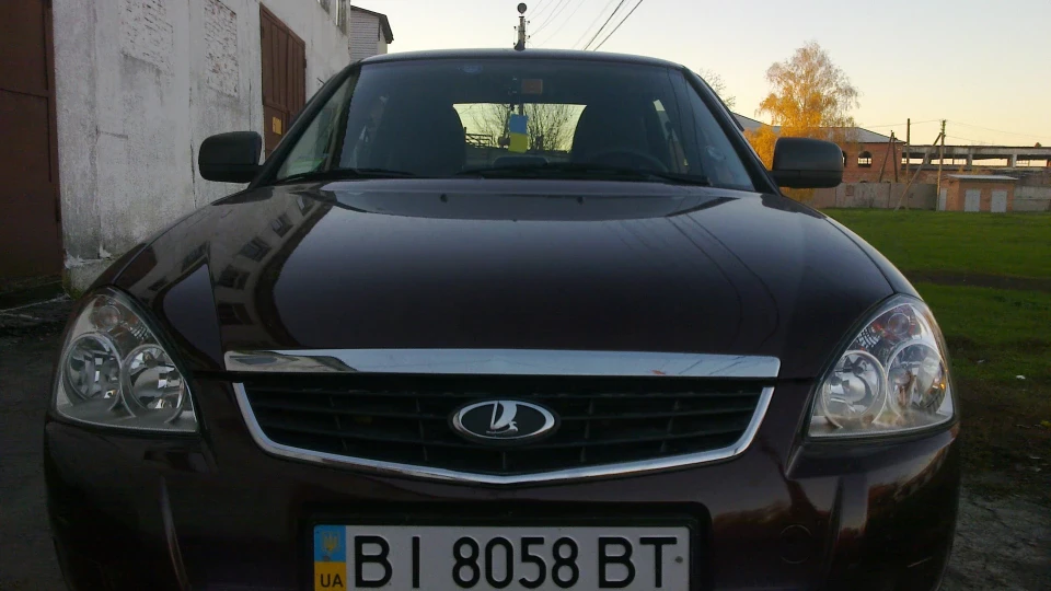 Lada Пріора Седан 3