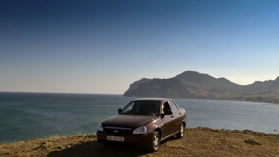 Lada Пріора Седан 4