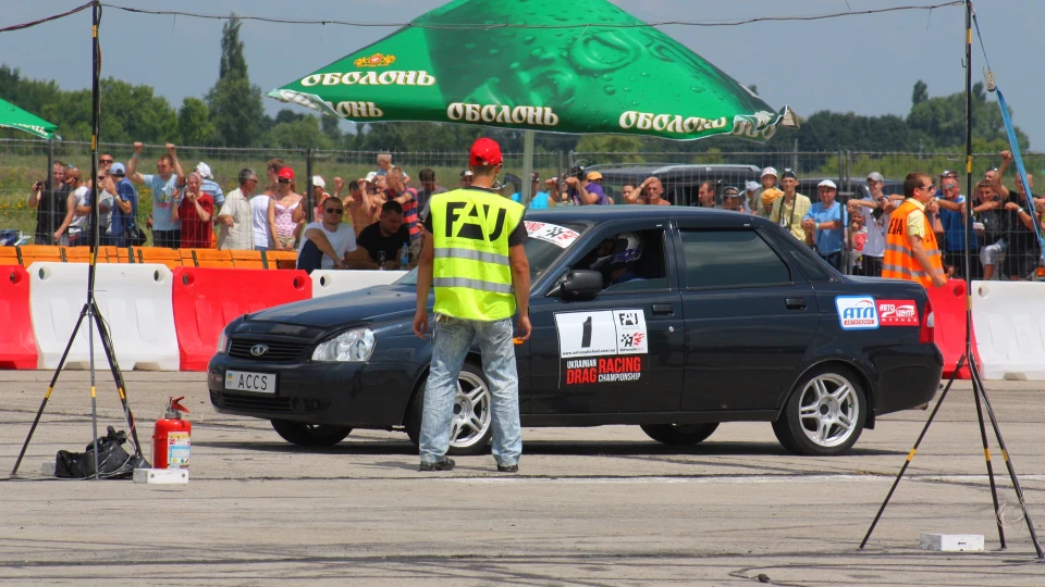 Lada Пріора Седан 3
