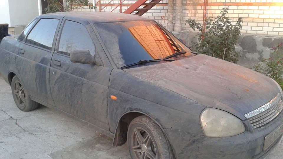 Lada Пріора Седан 3