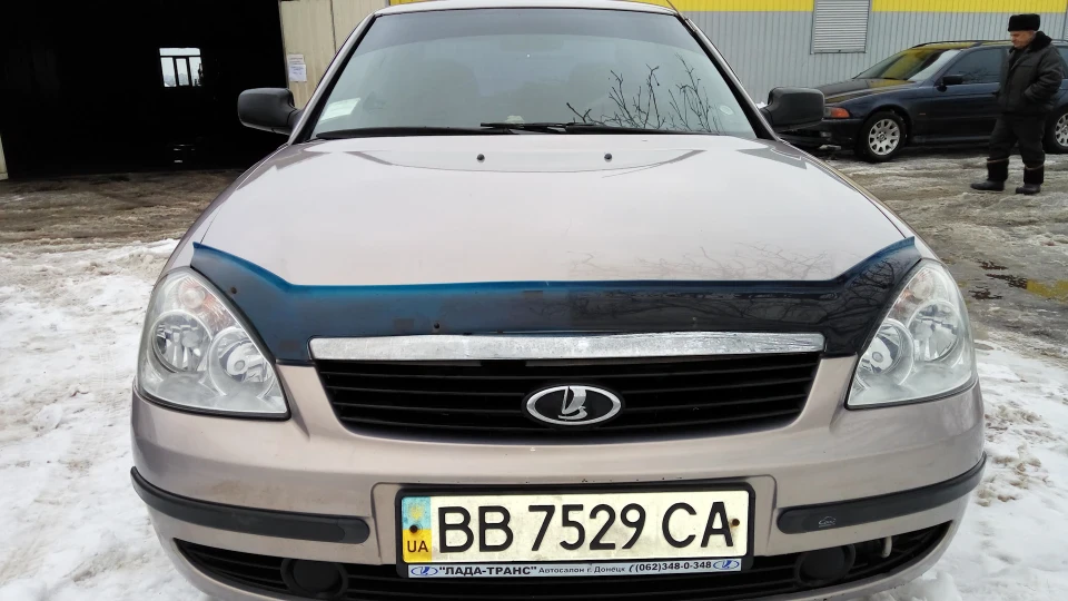 Lada Пріора Седан 4