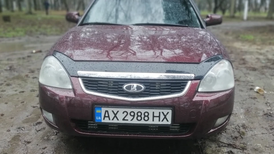 Lada Пріора Седан 4
