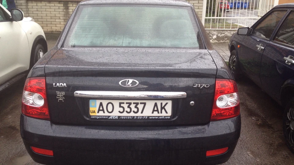 Lada Пріора Седан 4