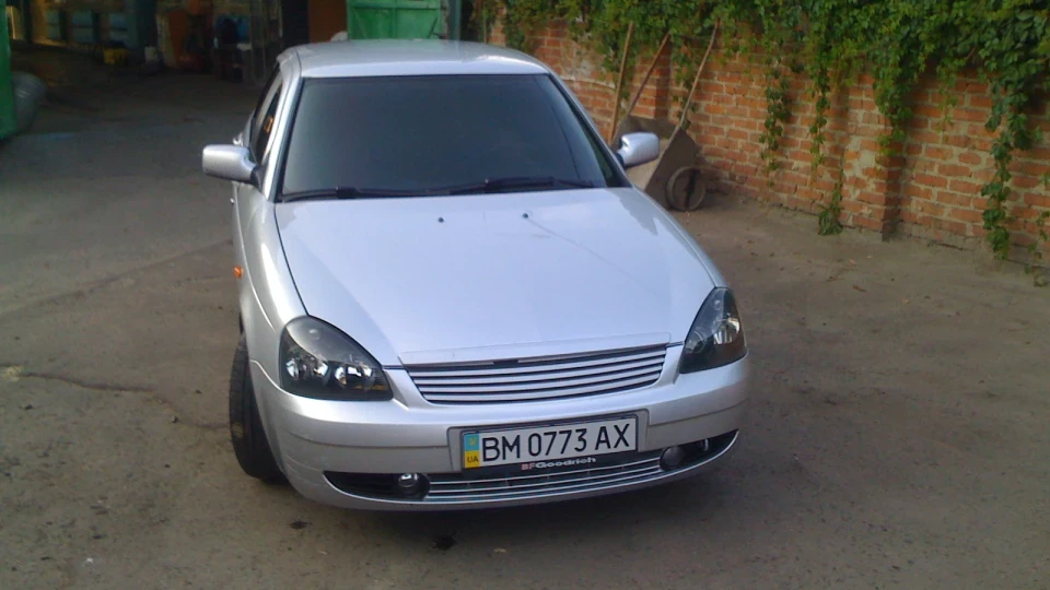 Lada Пріора Седан 3