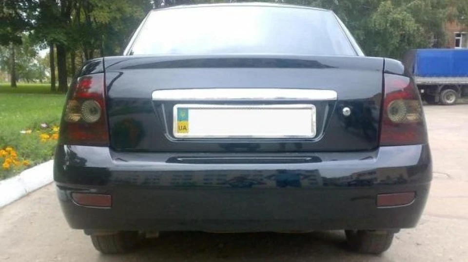 Lada Пріора Седан 2