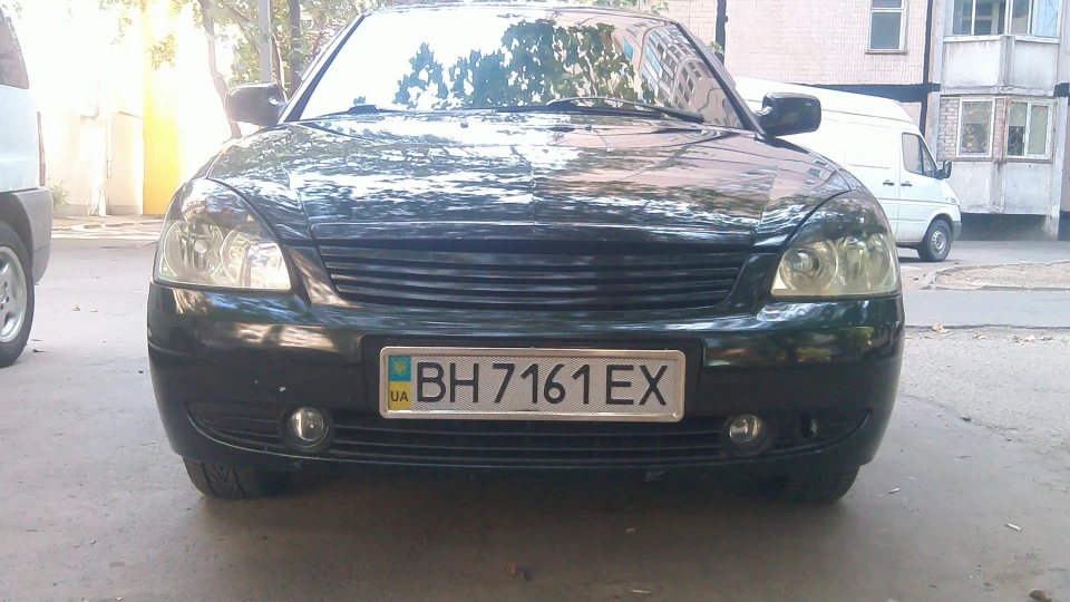 Lada Пріора Седан 2
