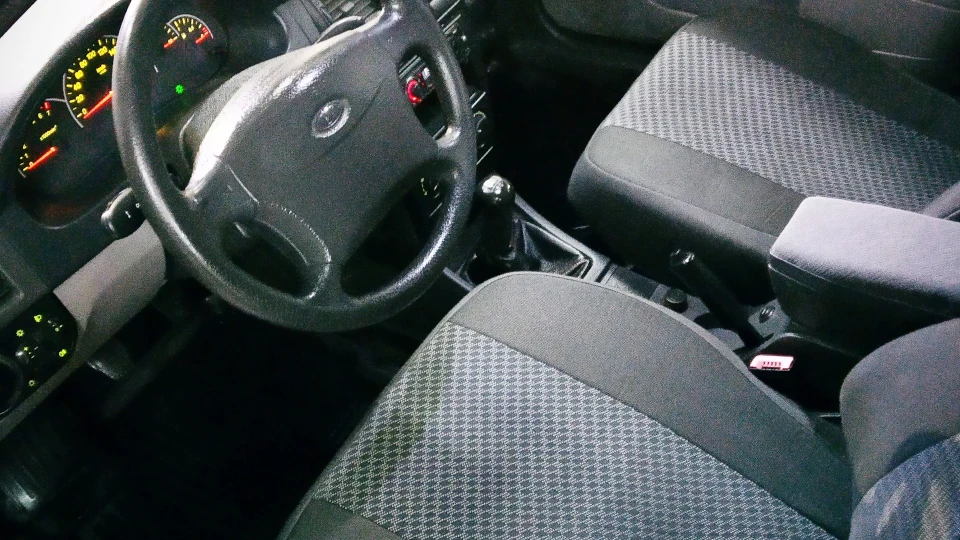 Lada Пріора Седан 5
