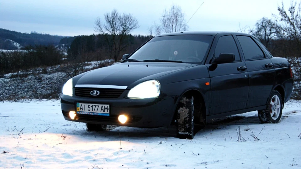 Lada Пріора Седан 4