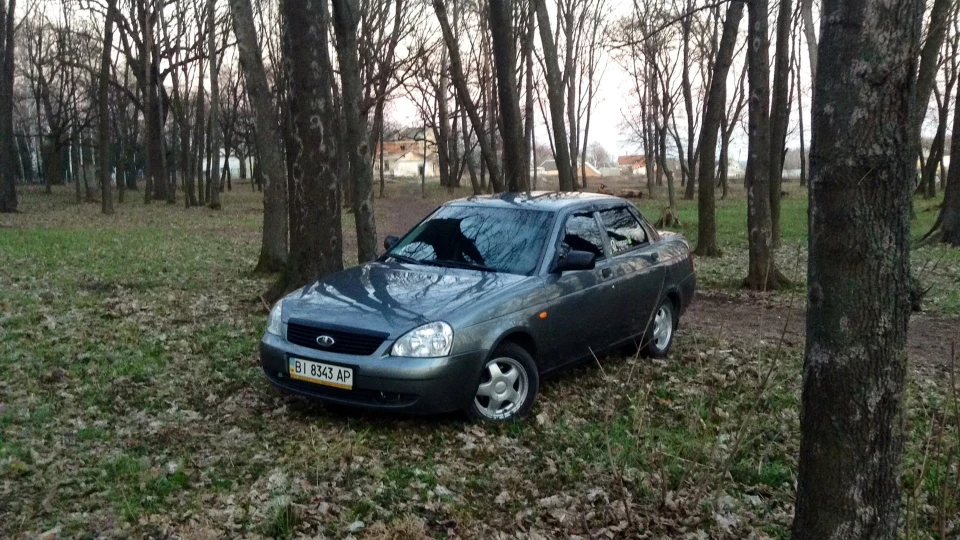 Lada Пріора Седан 4