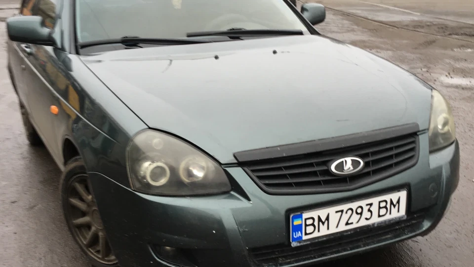 Lada Пріора Седан 2