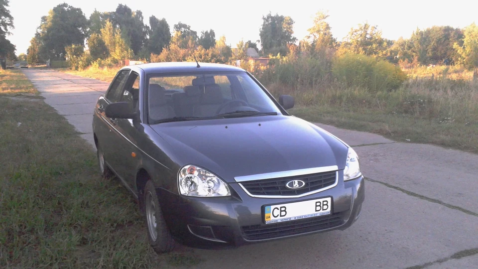 Lada Пріора Седан