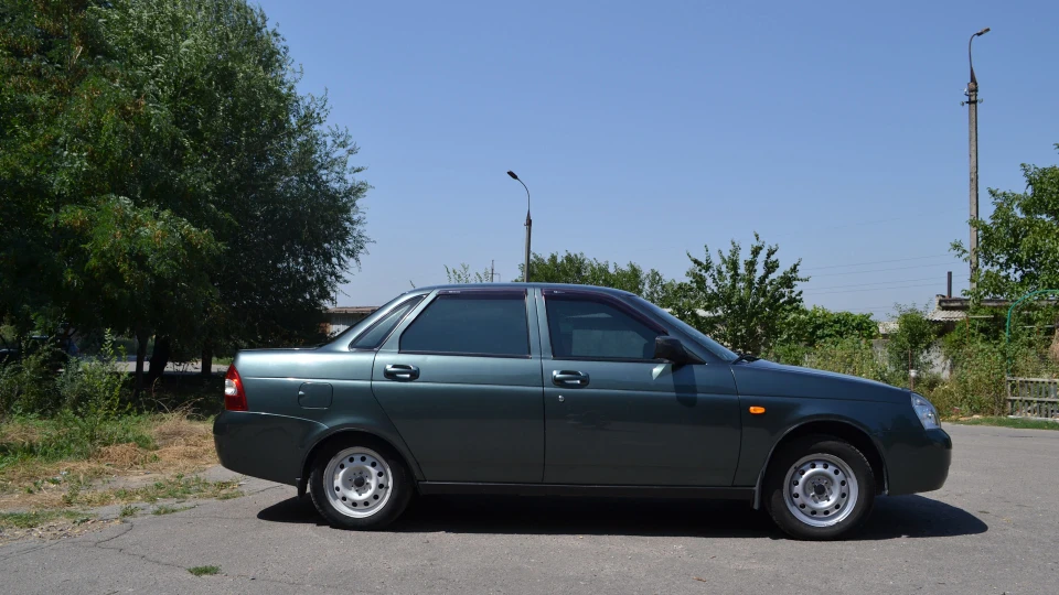 Lada Пріора Седан 1.6 2