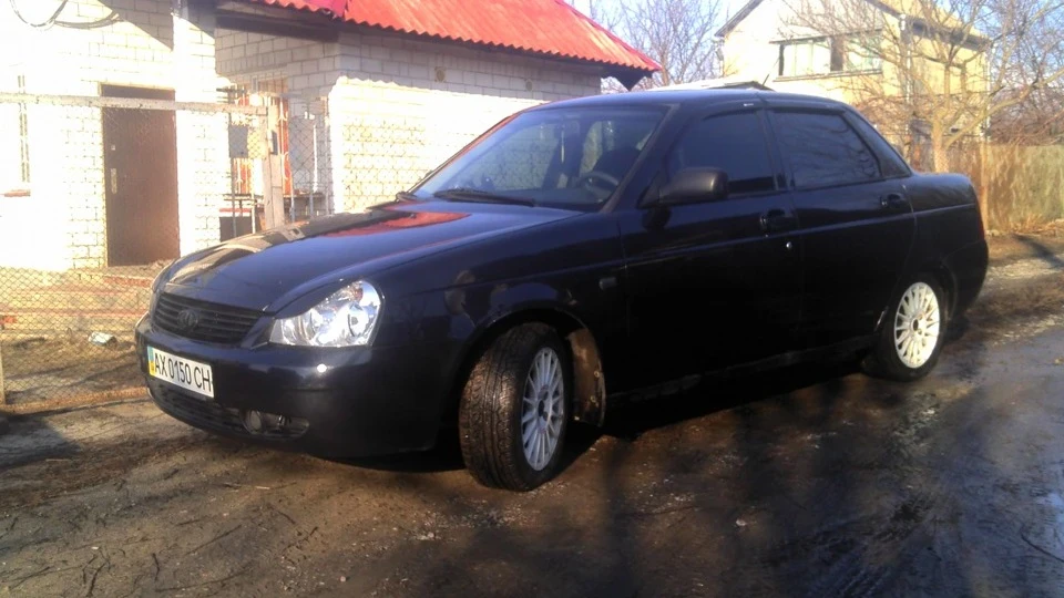 Lada Пріора Седан 98 Black Horses