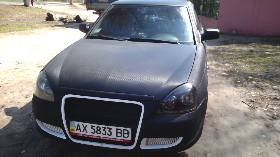 Lada Пріора Седан алмазна крихта 4