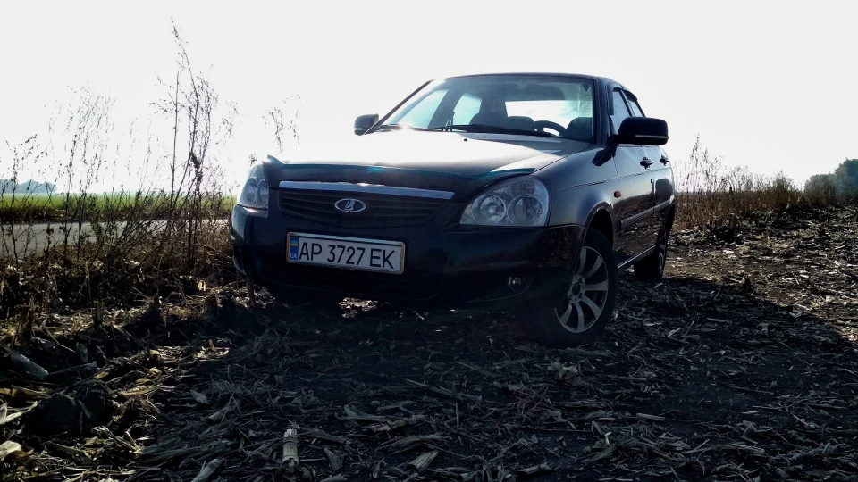 Lada Пріора Седан Black panther 2