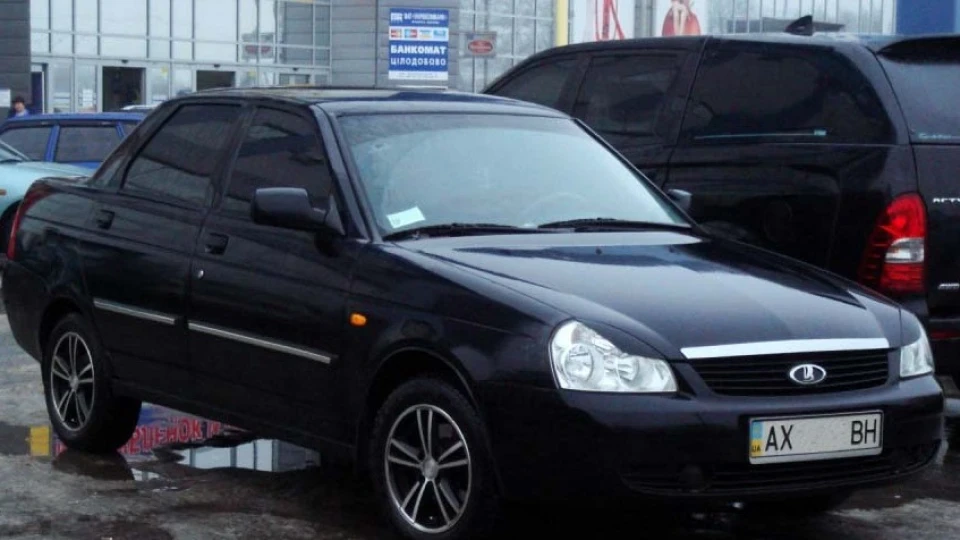 Lada Пріора Седан Black ROCKET 2
