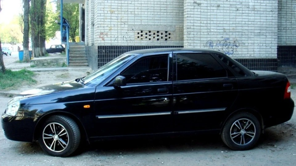 Lada Пріора Седан Black ROCKET 3