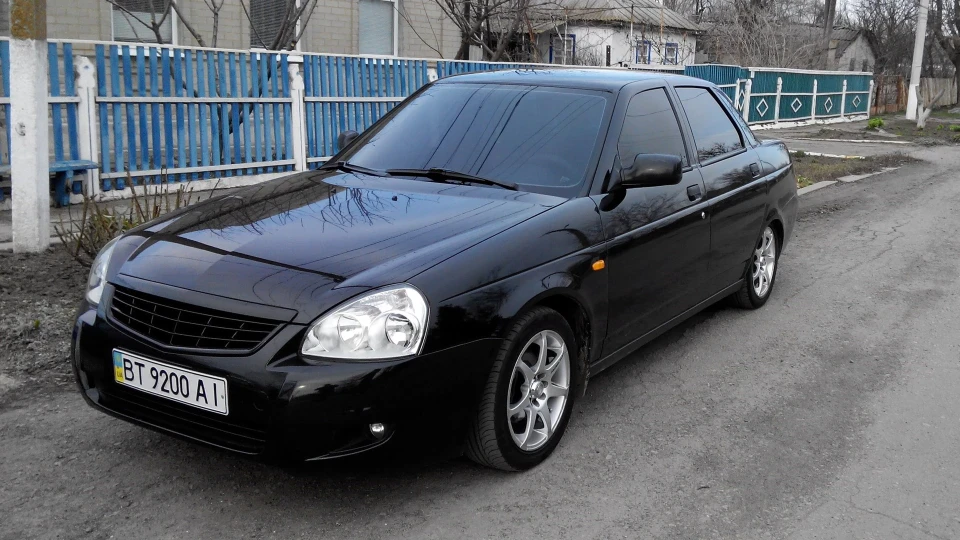 Lada Пріора Седан Black Tramp 2