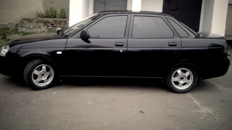Lada Пріора Седан Black 5