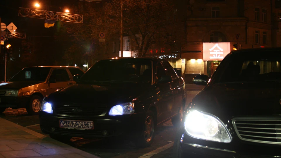 Lada Пріора Седан Брюнетка* 2
