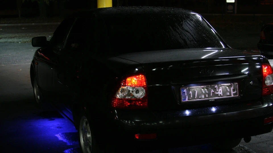 Lada Пріора Седан Брюнетка* 4