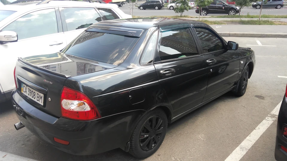 Lada Пріора Седан Чорна бандитка;)) 2