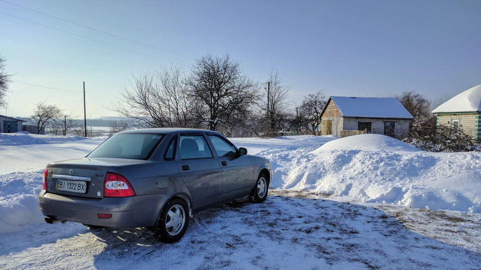 Lada Пріора Седан Чорні перли 4