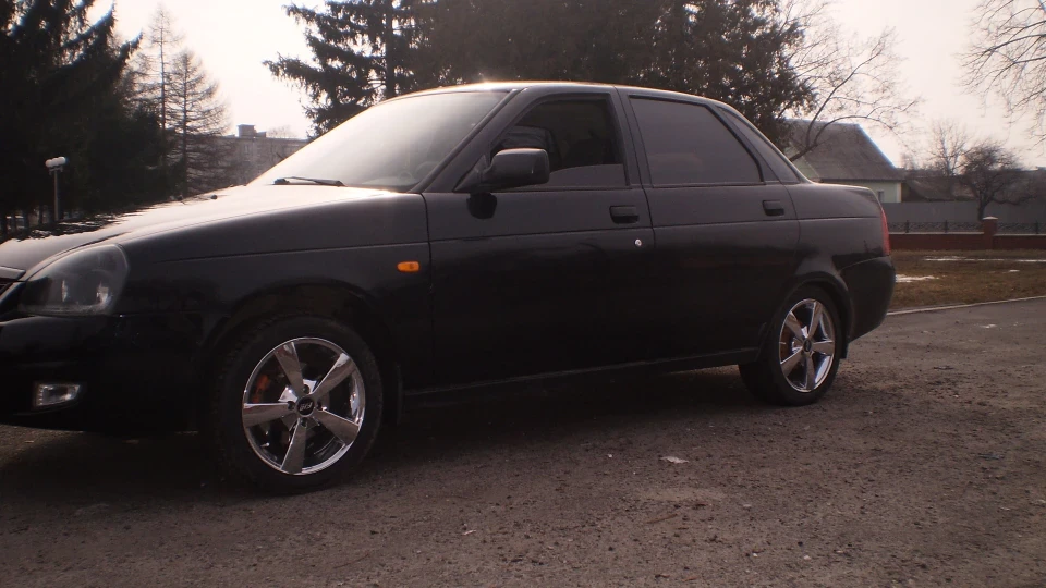 Lada Пріора Седан Чорний циган 2