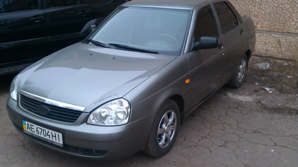 Lada Пріора Седан Колір Полюс Світу 3