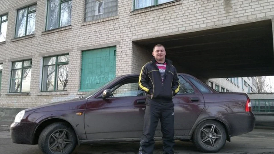 Lada Пріора Седан динамічна ) 5