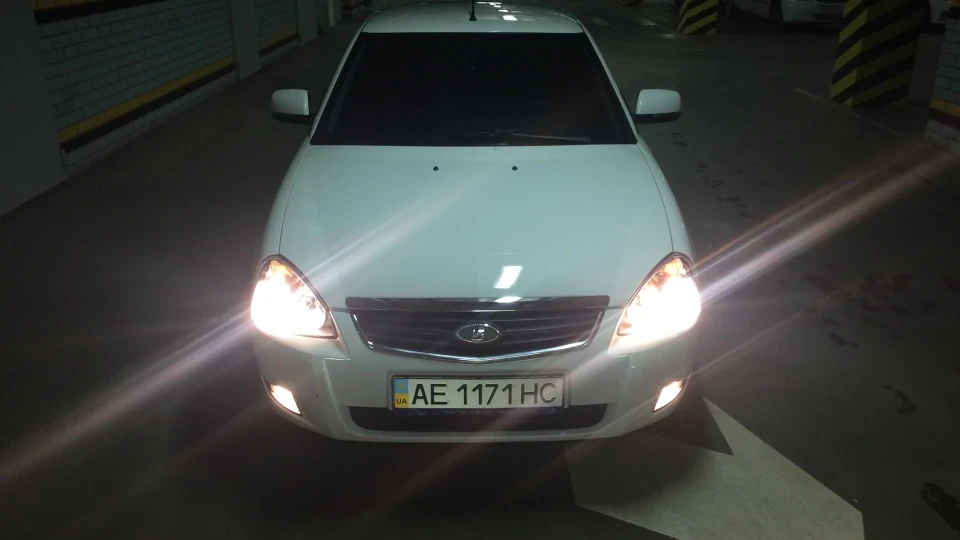 Lada Пріора Седан E-TURBO 2