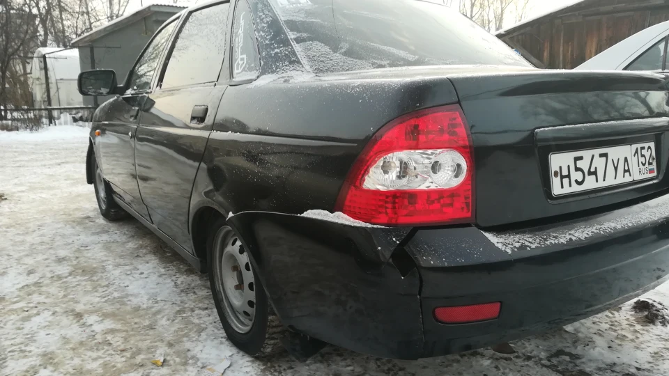 Lada Пріора Седан графітовий металік 2