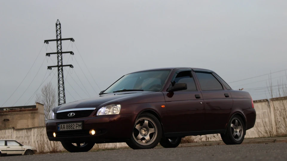 Lada Пріора Седан Grape-Spark 3