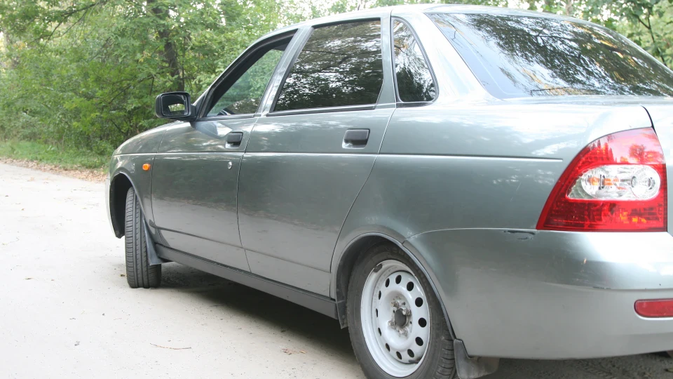 Lada Пріора Седан кварц 4