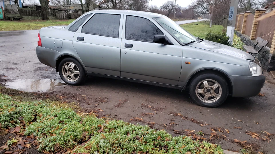 Lada Пріора Седан Mirzakozi 2