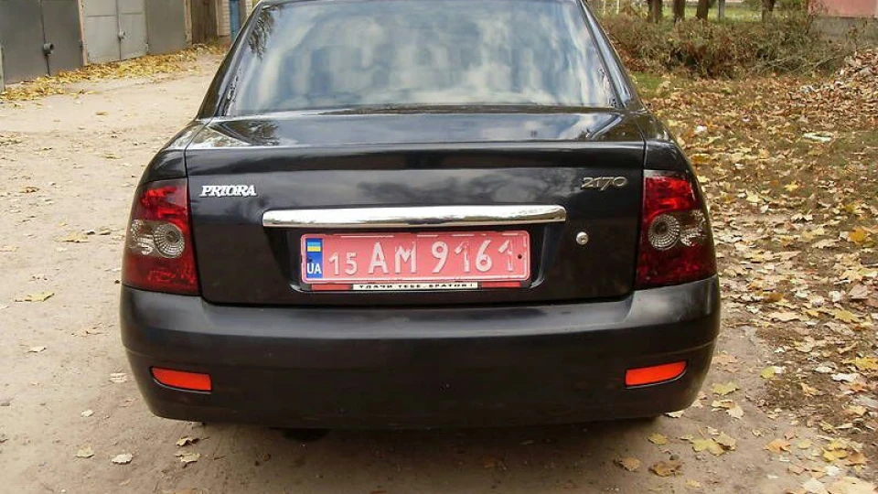 Lada Пріора Седан Блискавка 4