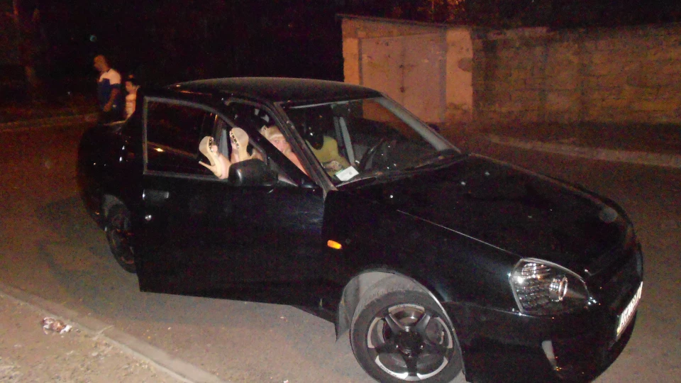 Lada Пріора Седан Pontiac 2