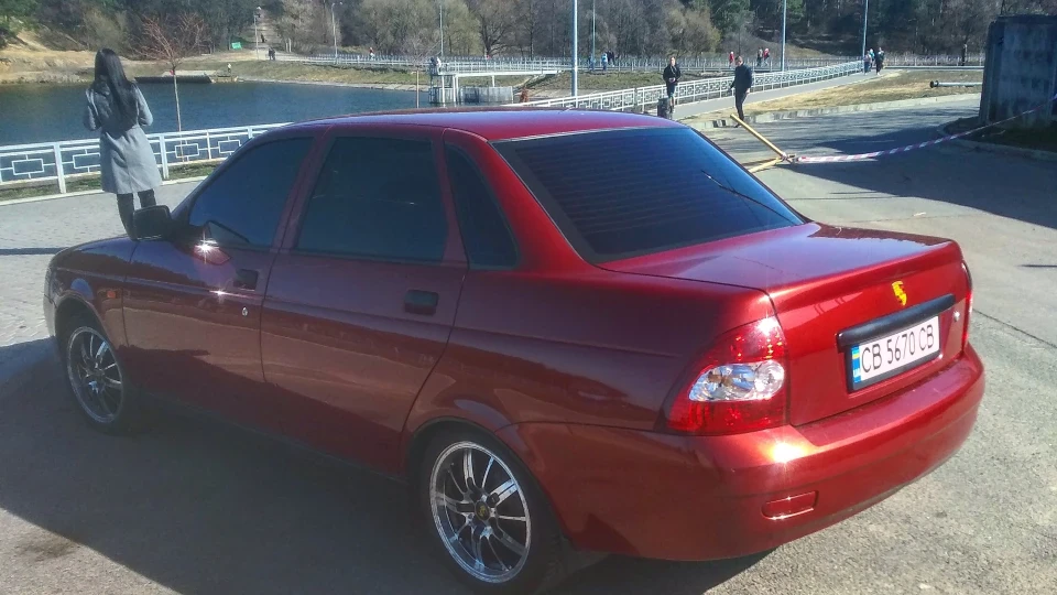 Lada Пріора Седан PORSHE Edition