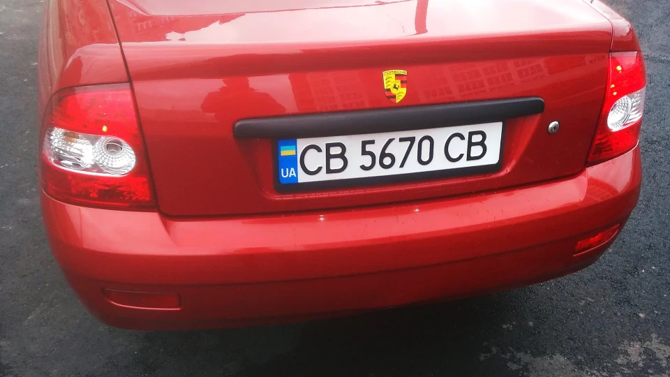 Lada Пріора Седан PORSHE Edition 5