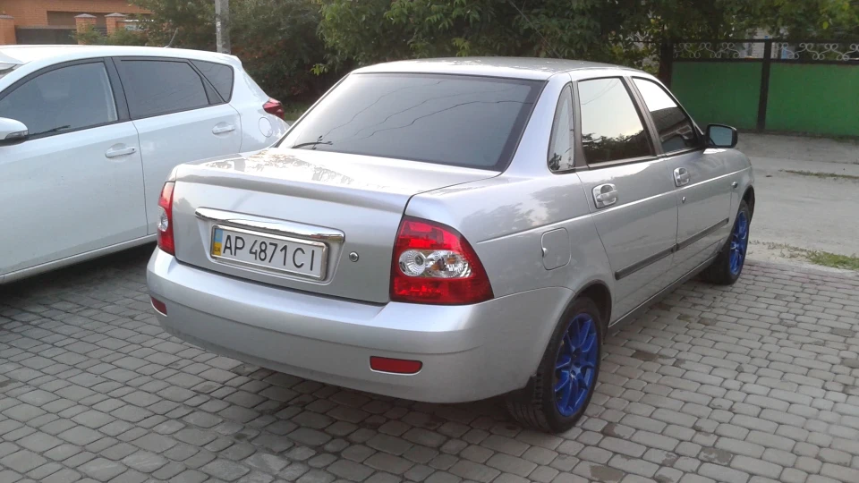 Lada Пріора Седан Пріоретянін 2
