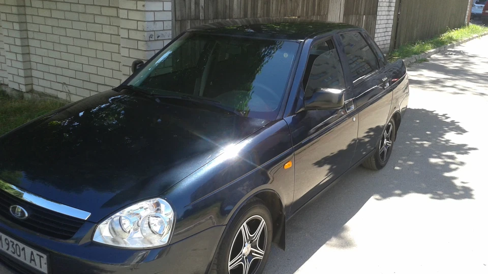 Lada Пріора Седан Синій Металик 5