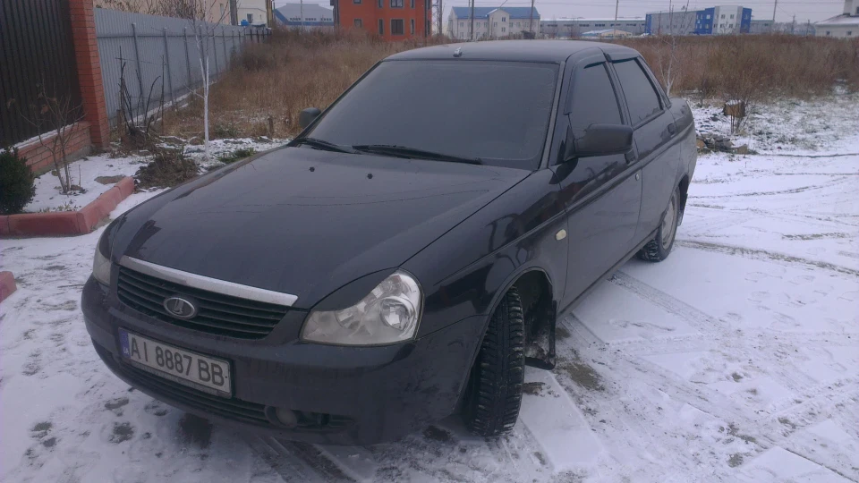 Lada Пріора Седан Злегка тонована 2