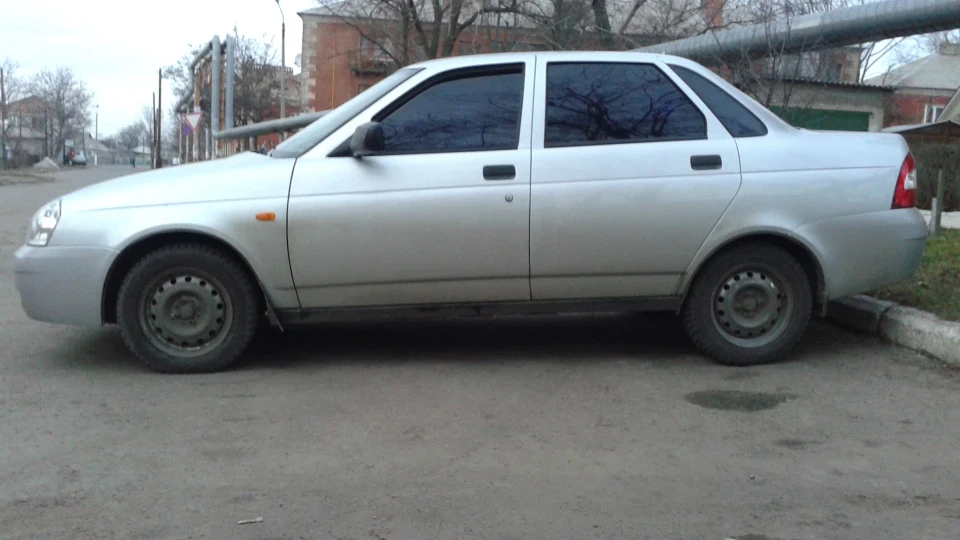 Lada Пріора Седан снігова королева 2
