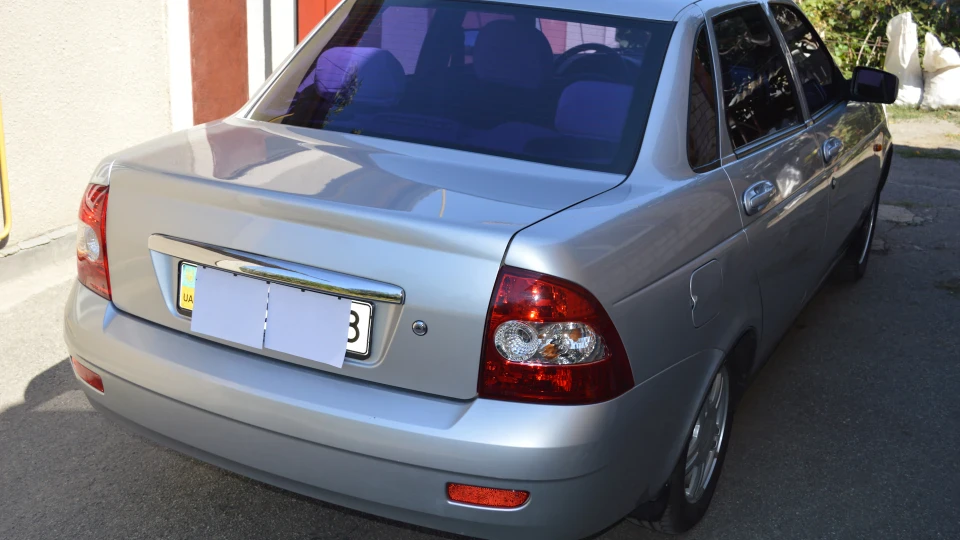 Lada Пріора Седан снігова королева 5