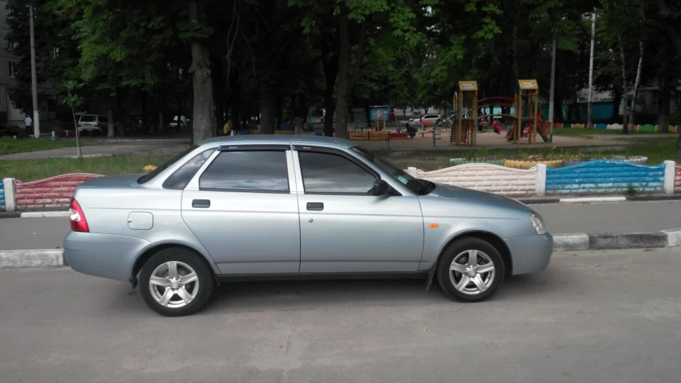 Lada Пріора Седан STIF-88 2